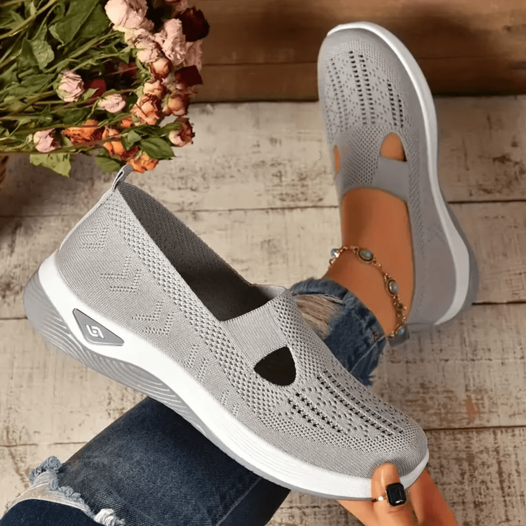 Grey / 44