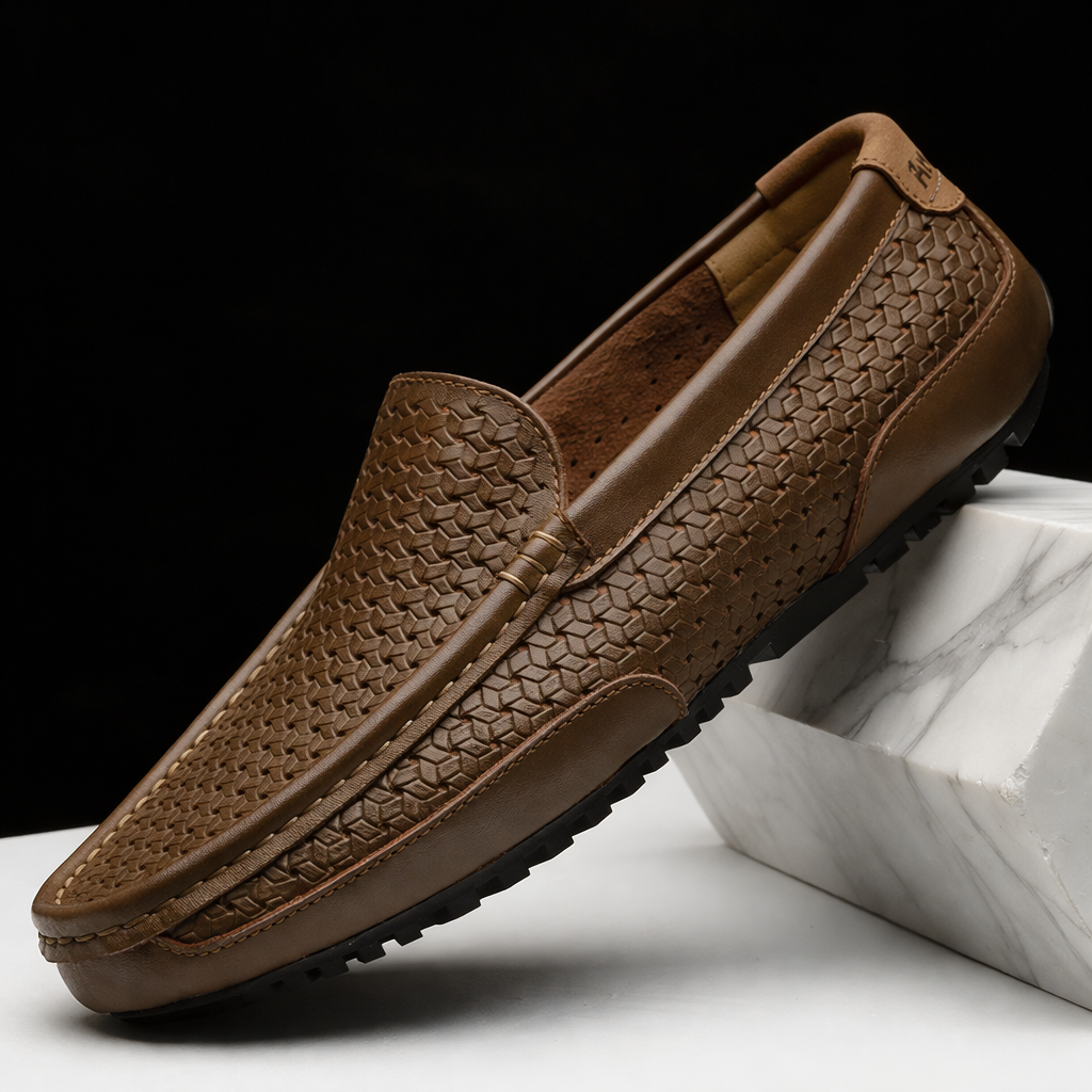 Dark Brown / 13