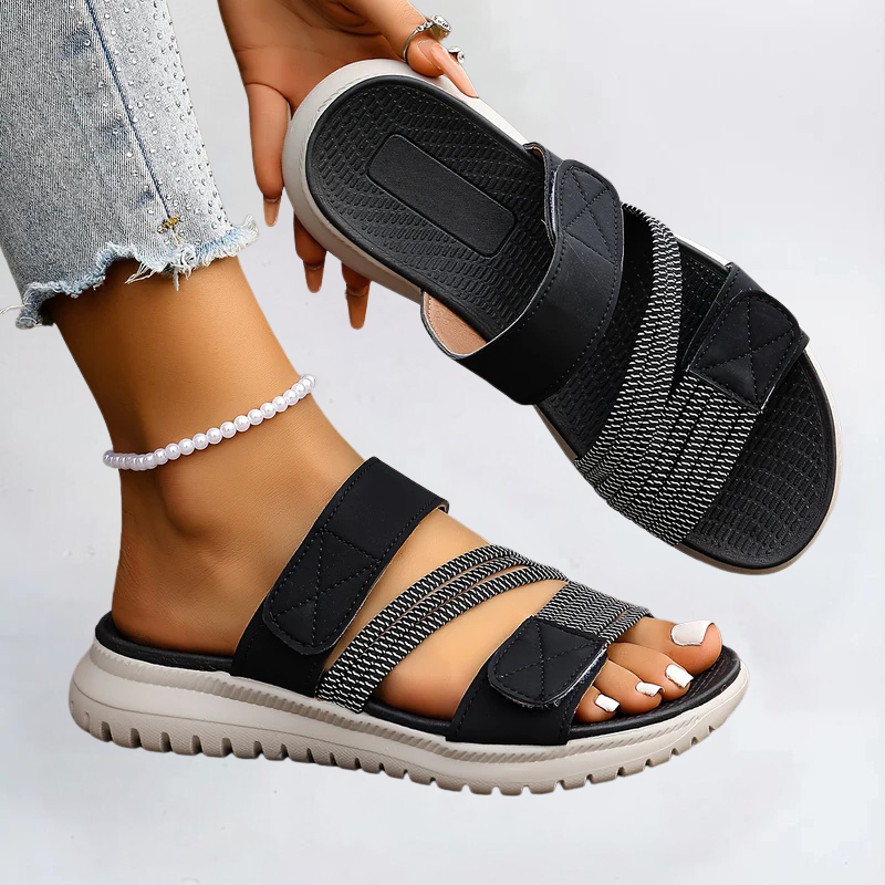 Black / 12