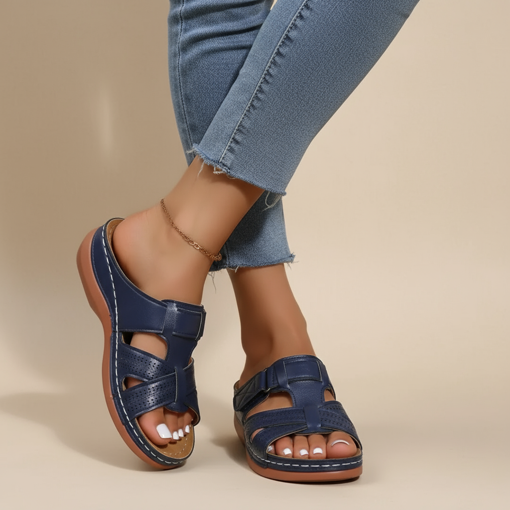 Navy (Nearly out of stock) / 12 (43EU)