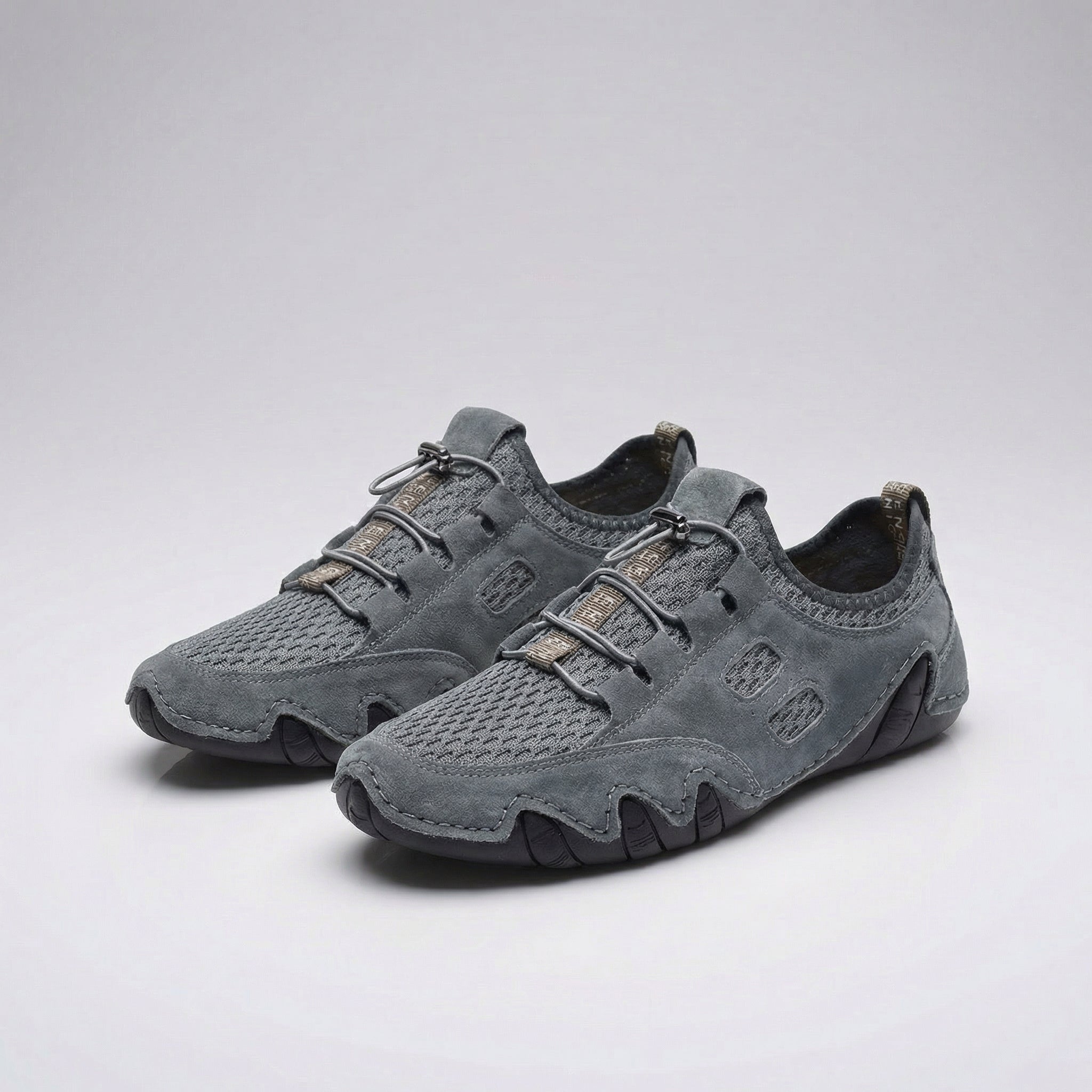 Dark grey / 44