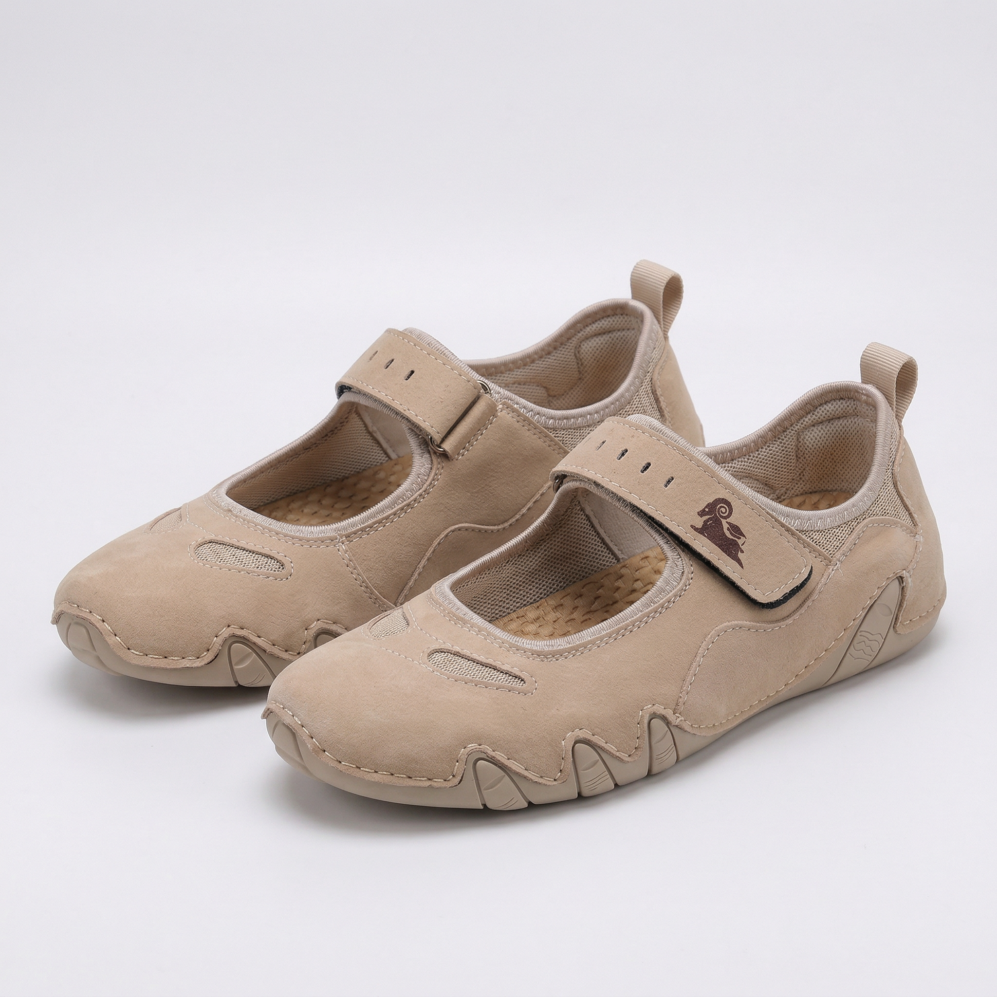 Khaki / 42