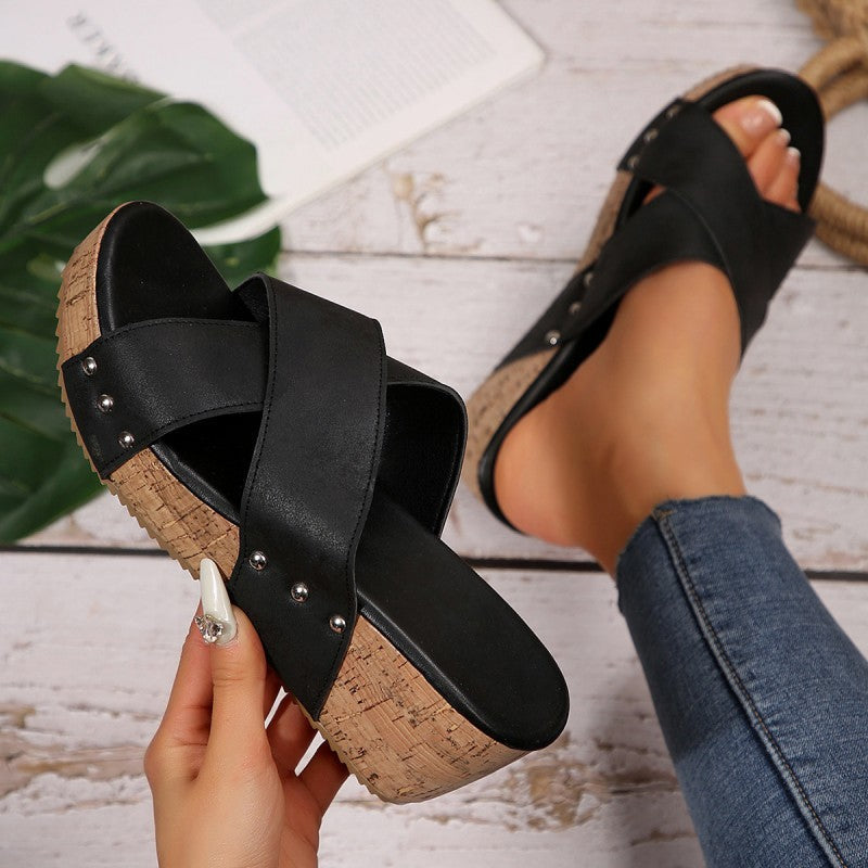 Black / 12 (43EU)